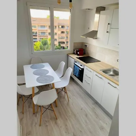 Apartment Tres Beau T4 A Plage